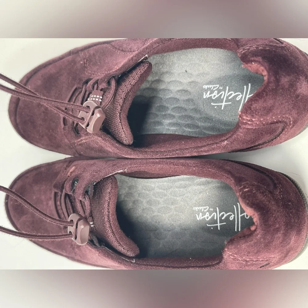 Clark’s Women’s‎ Ultra Comfort Haley Rhea Burgundy Suede Sneakers Size 6M